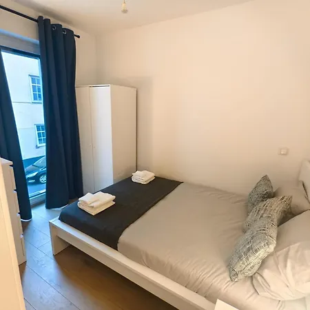 Fully Furnished And Equipped 1 Bedroom In Centre 公寓 *